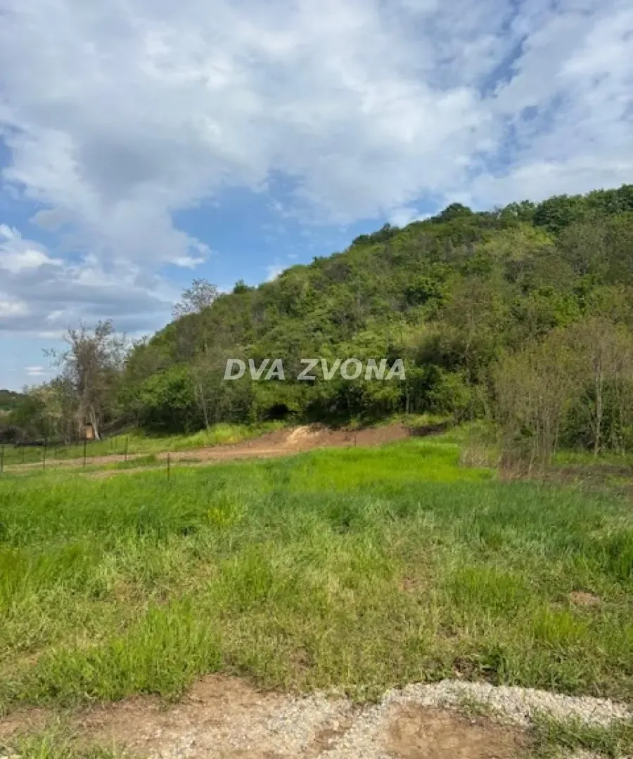 Prodaja, plac, 2600m², Čortanovci, Inđija