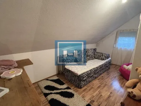 Prodaja, kuća, 131m², Vinorača, Jagodina - image 18