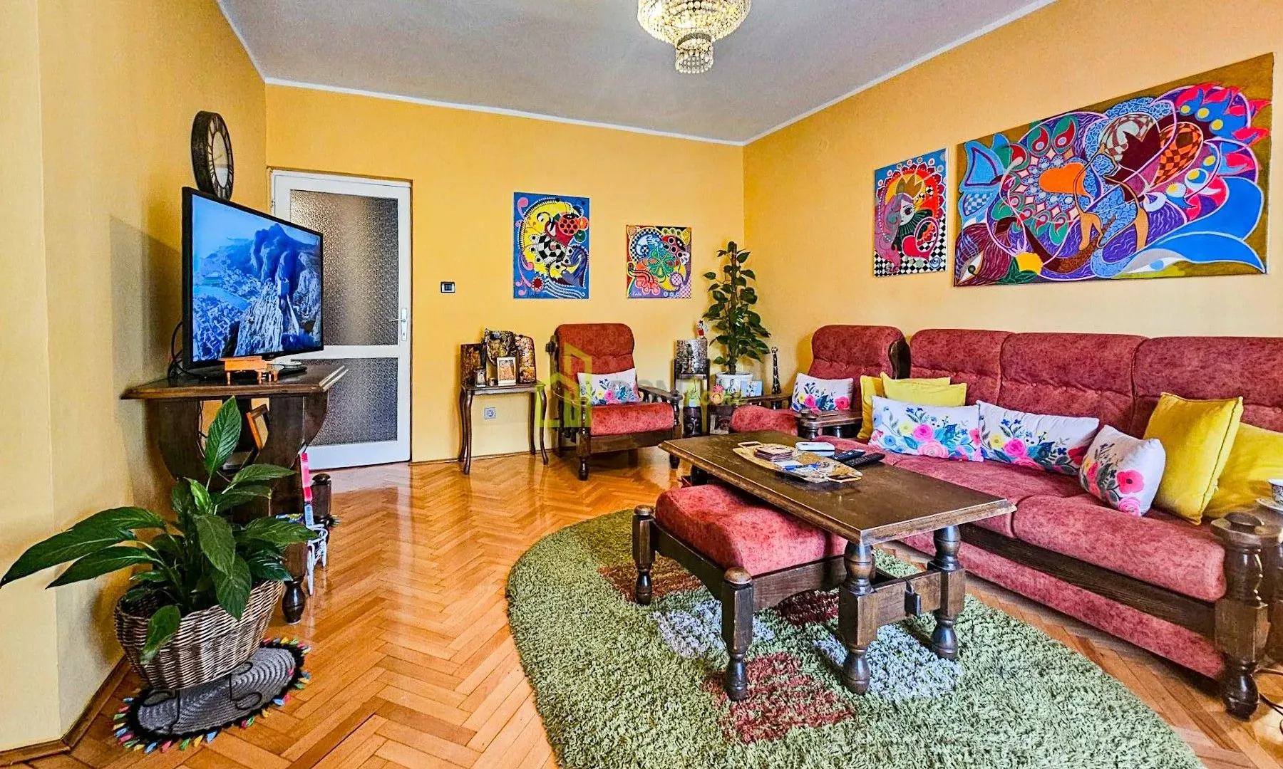 Prodaja, dvosoban stan, 80m², Centar, Podgorica