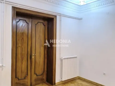 Izdavanje, četvorosoban stan, 120m², Stari Grad, Beograd - image 7