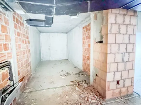 Rent, office space, 90m², Preko Morače, Podgorica - image 9