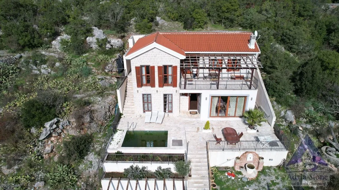 Prodaja, kuća, 162m², Zagora, Kotor