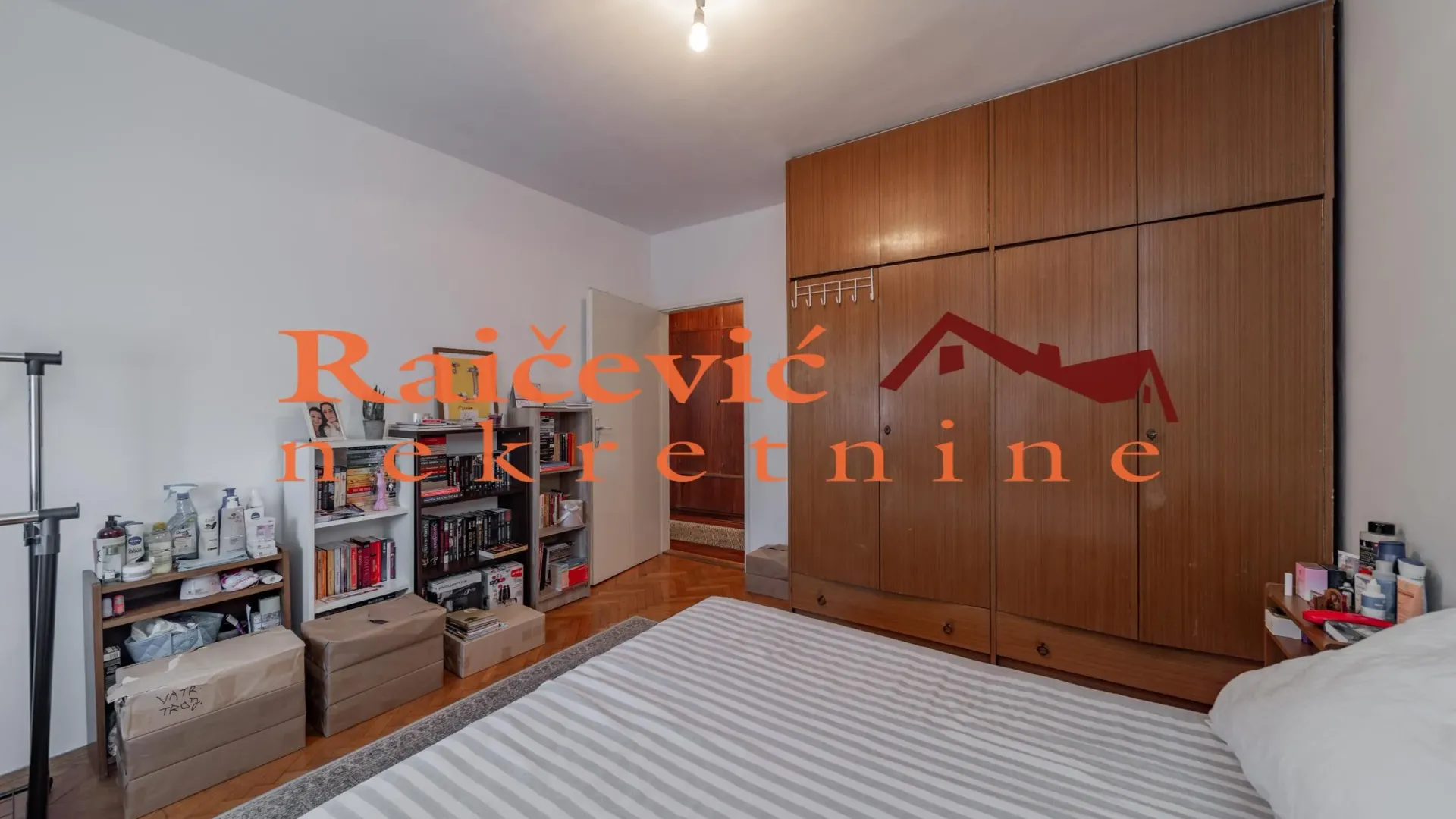 Izdavanje, trosoban stan, 88m², Voždovac, Voždovac Sve Podlokacije