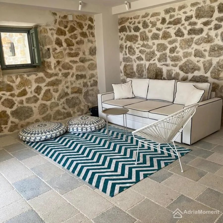 Prodaja, kuća, 380m², Herceg Novi, Crna Gora