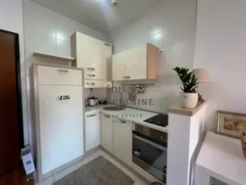 Izdavanje, garsonjera, 34m², City Kvart, Podgorica - image 6