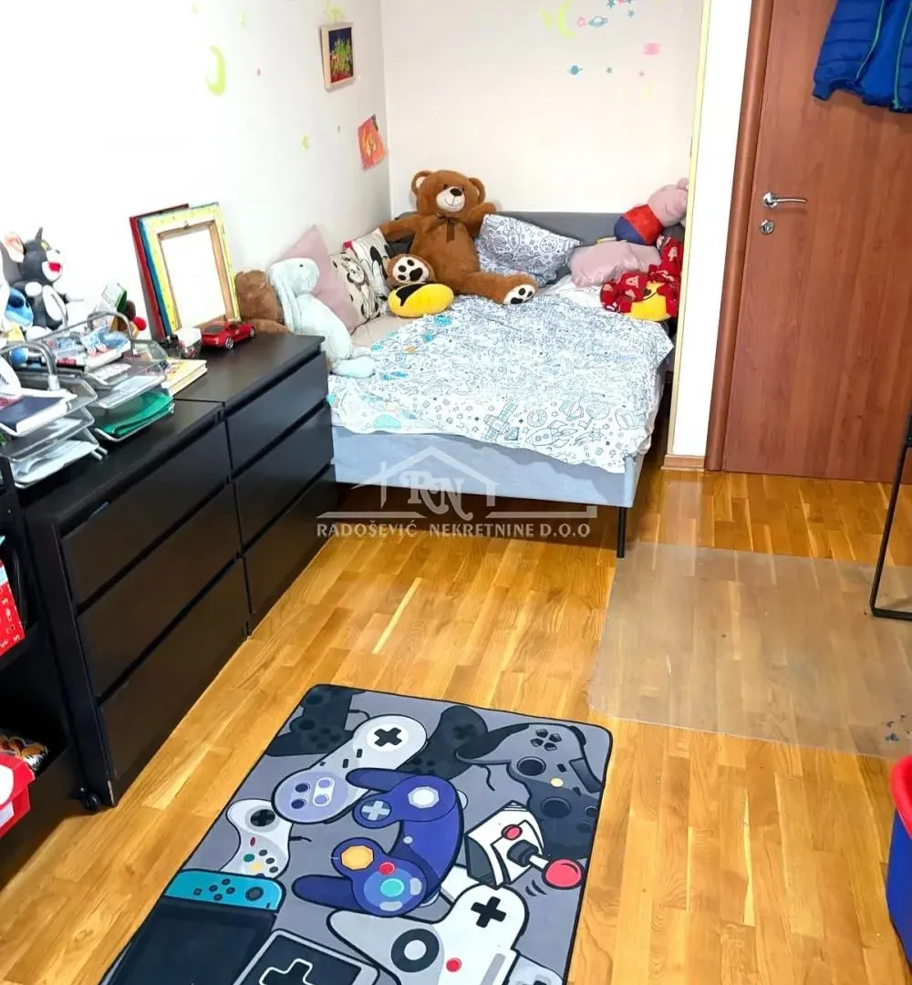 Sale, four bedroom apartment, 95m², Skojevsko Naselje, Beograd