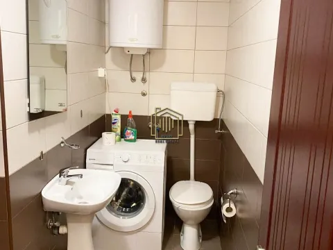 Rent, two bedroom apartment, 63m², Podgorica, Crna Gora - image 8
