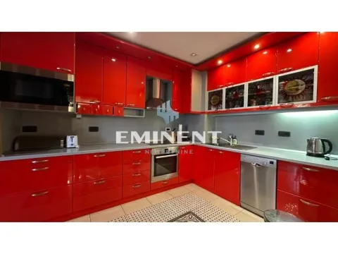 Izdavanje, trosoban stan, 140m², Stari Grad, Beograd - image 6