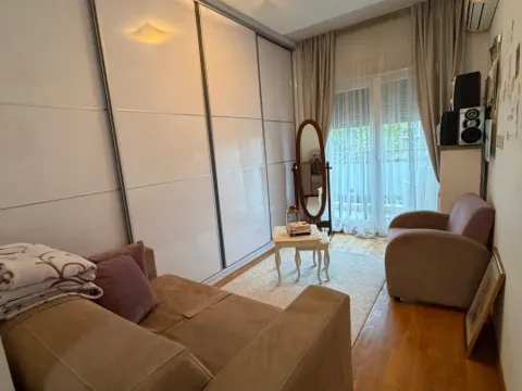 Prodaja, trosoban stan, 119m², City Kvart, Podgorica - image 25