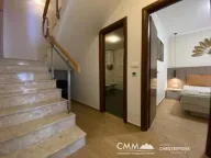 Izdavanje, dvosoban stan, 80m², Rafailovići, Budva - image 10