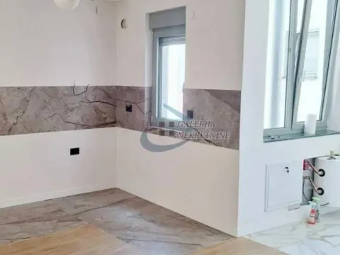 Prodaja, dvosoban stan, 65m², Kalenić Pijaca, Vračar Sve Podlokacije - image 13