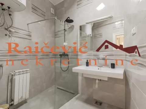 Izdavanje, jednosoban stan, 55m², Centar, Stara Pazova - image 11