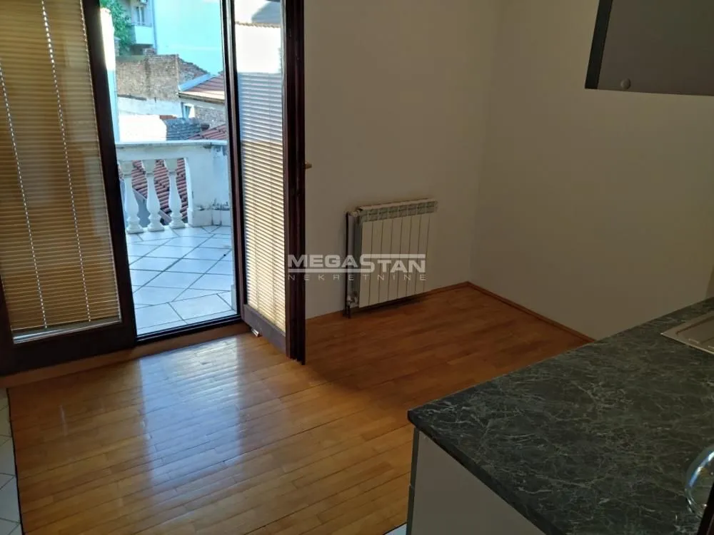 Rent, house, 542m², Bulbulder, Zvezdara Sve Podlokacije