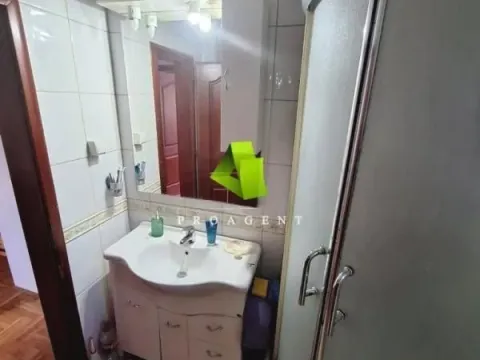 Izdavanje, kuća, 220m², Palilula, Niš - image 15