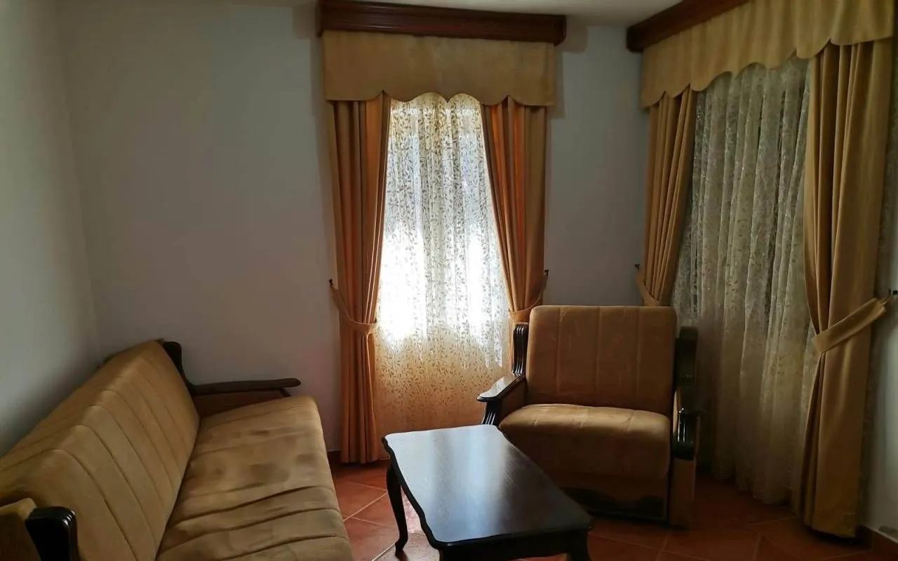 Stan-na-dan, kuća, 120m², Pržno, Budva