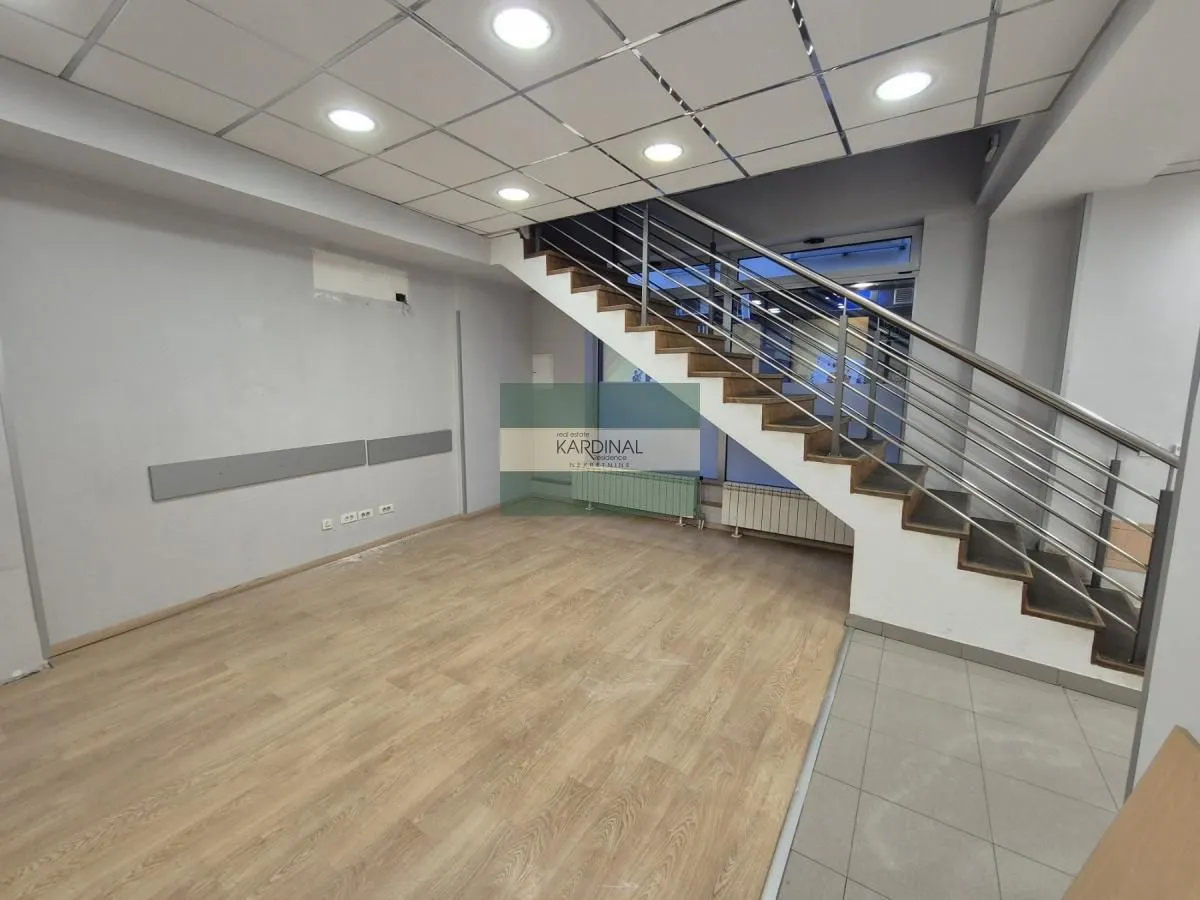 Rent, office space, 326m², Centar, Jagodina