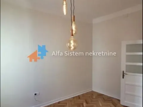 Izdavanje, trosoban stan, 68m², Stari Grad, Beograd - image 6