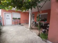 Prodaja, kuća, 200m², Zelenika, Podgorica - image 2