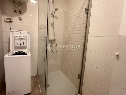 Izdavanje, jednosoban stan, 48m², City Kvart, Podgorica - image 11