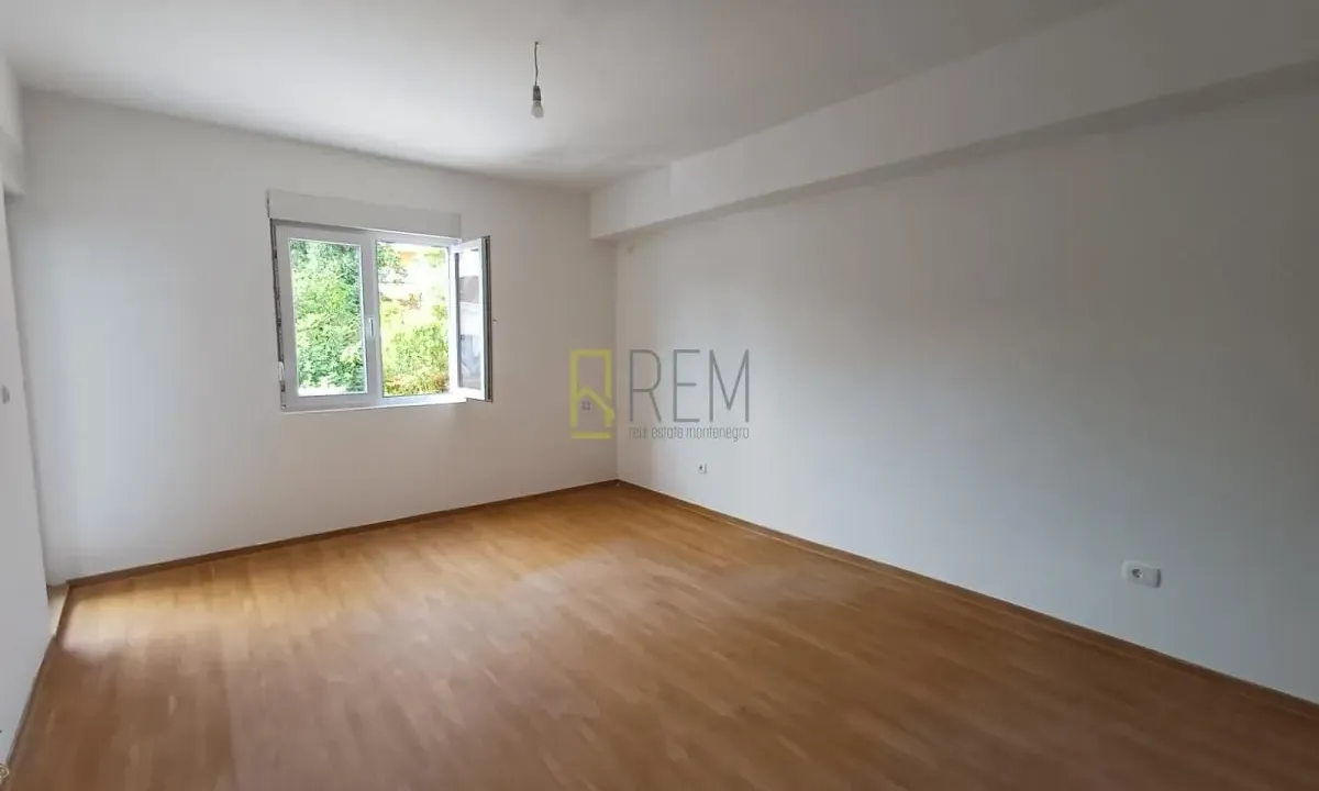 Prodaja, jednosoban stan, 45m², Zabjelo, Podgorica