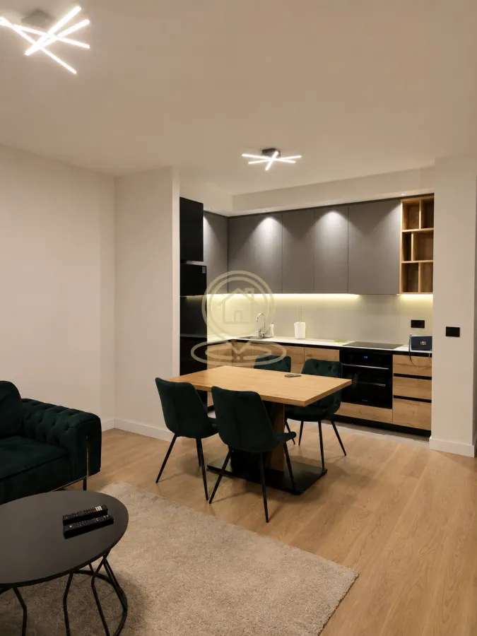 Izdavanje, dvosoban stan, 61m², Savski Venac, Beograd