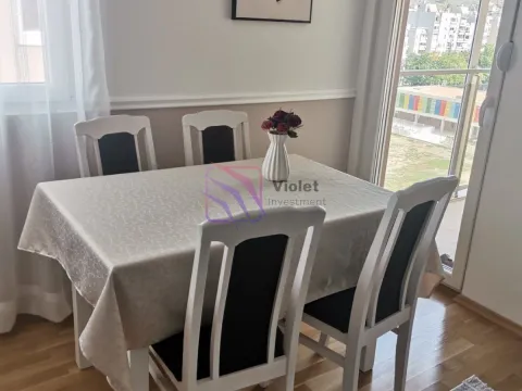 Izdavanje, jednosoban stan, 50m², Blok 9, Podgorica - image 2