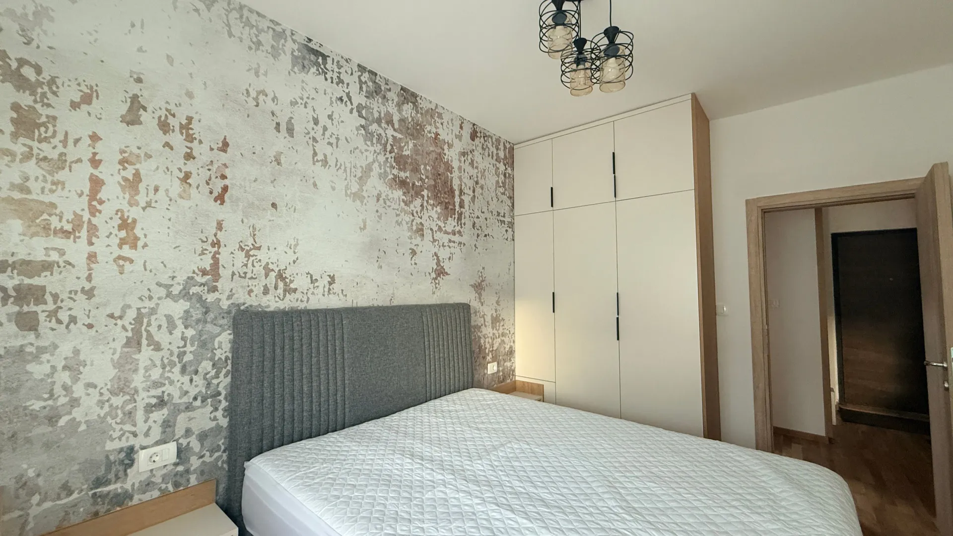 Sale, one bedroom apartment, 43m², Bečići, Budva