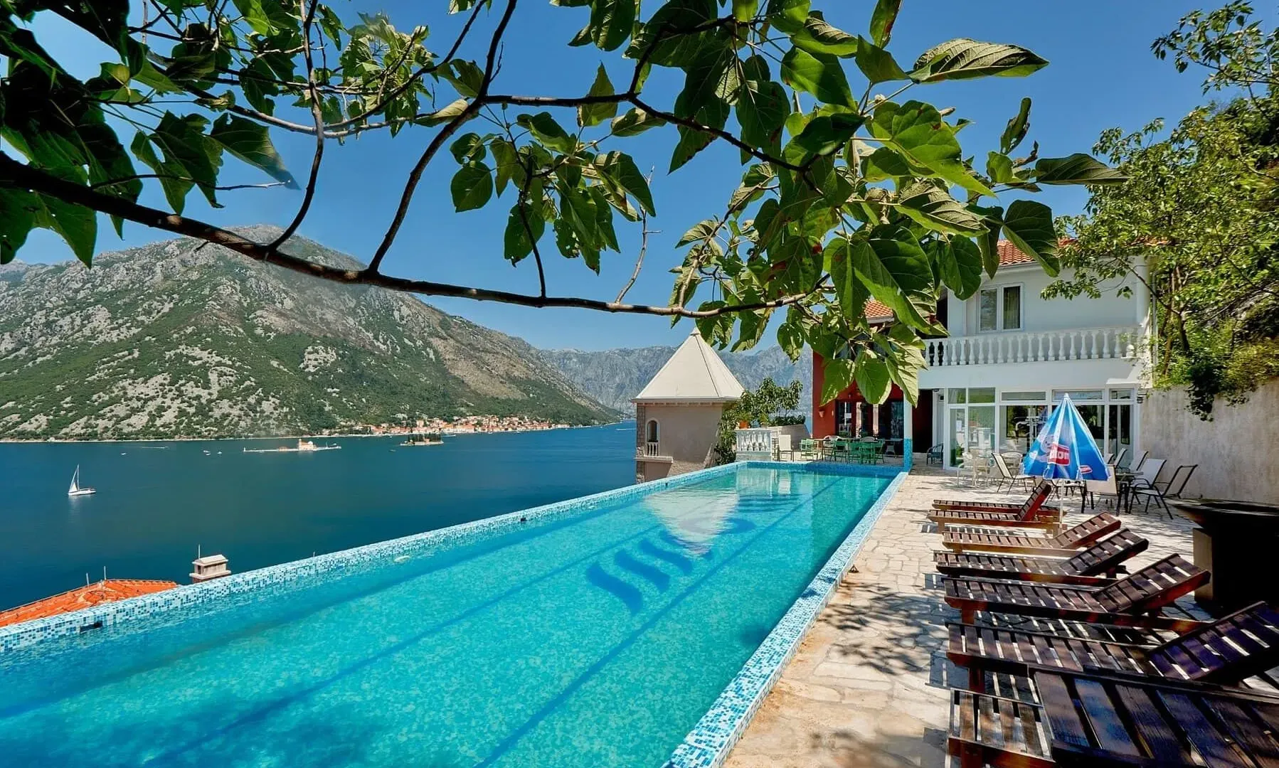 Sale, house, 235m², Kostanjica, Kotor