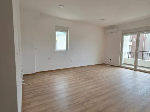 Prodaja, dvosoban stan, 64m², Dubovica, Budva - image 6
