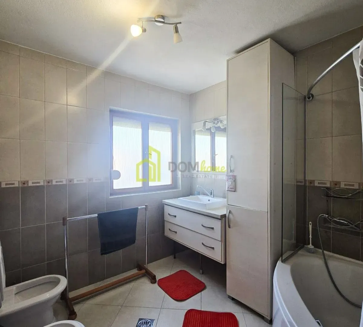 Rent, house, 200m², Tološi, Podgorica