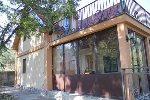 Kuća in Sutomore