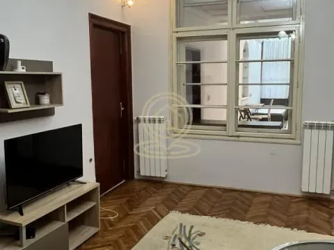 Rent, four bedroom apartment, 120m², Stari Grad, Beograd - image 18