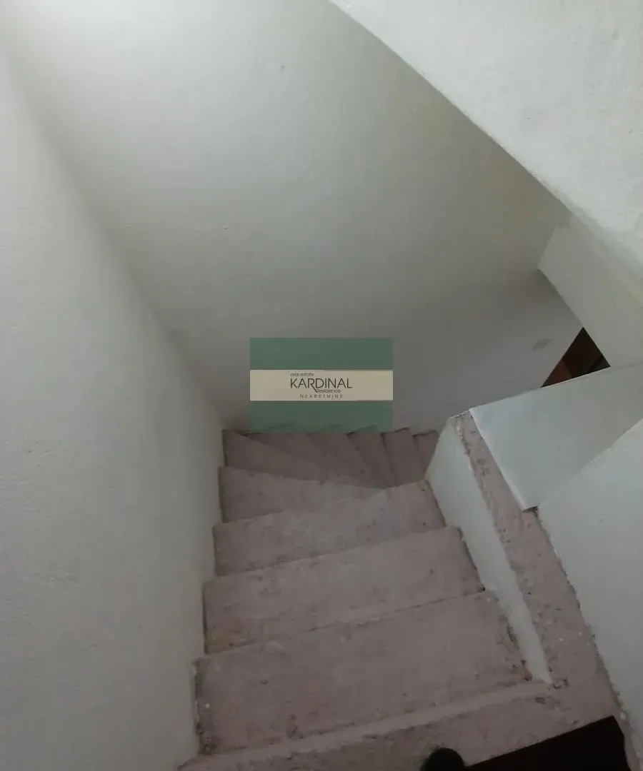 Prodaja, kuća, 379m², Trnava, Jagodina