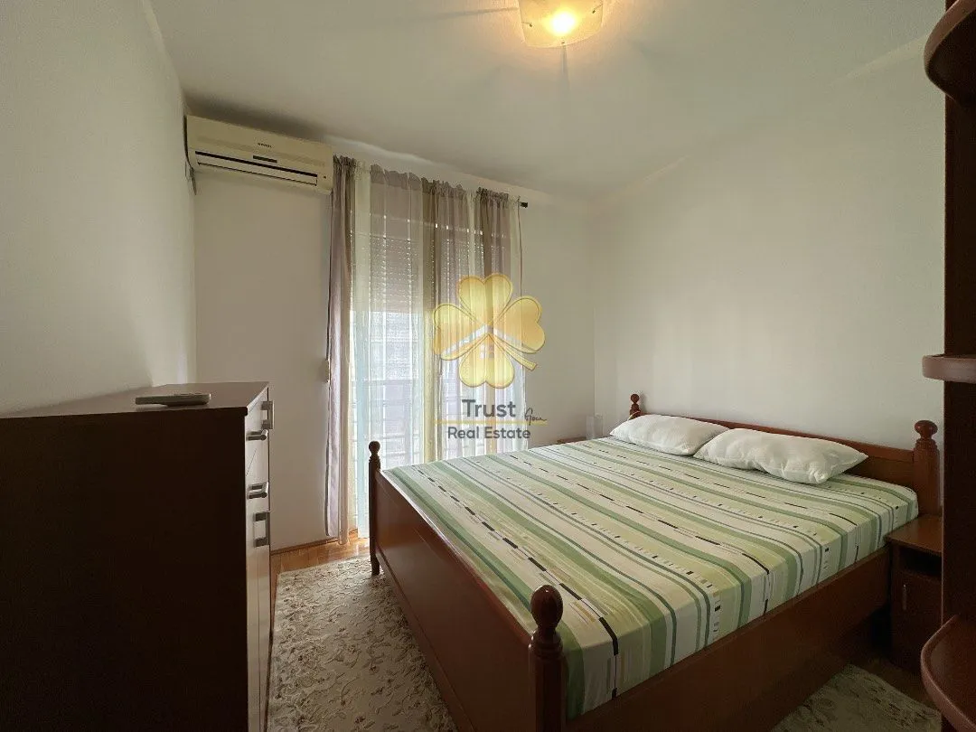 Rent, two bedroom apartment, 75m², Blok 9, Podgorica
