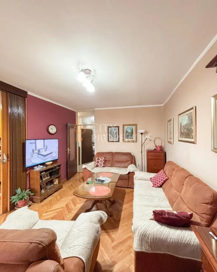 Prodaja, stan, 72m², Stari Aerodrom, Podgorica