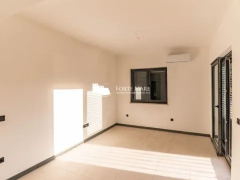 Prodaja, jednosoban stan, 40m², Kumbor, Herceg Novi - image 7