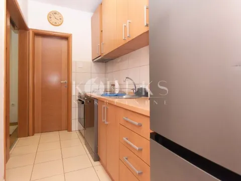 Izdavanje, jednosoban stan, 52m², Blok 6, Podgorica - image 6