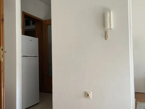 Prodaja, dvosoban stan, 65m², Stari Aerodrom, Podgorica - image 16