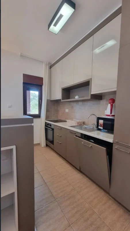 Sale, two bedroom apartment, 130m², Bečići, Budva