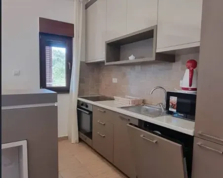 Sale, two bedroom apartment, 130m², Bečići, Budva - image 6