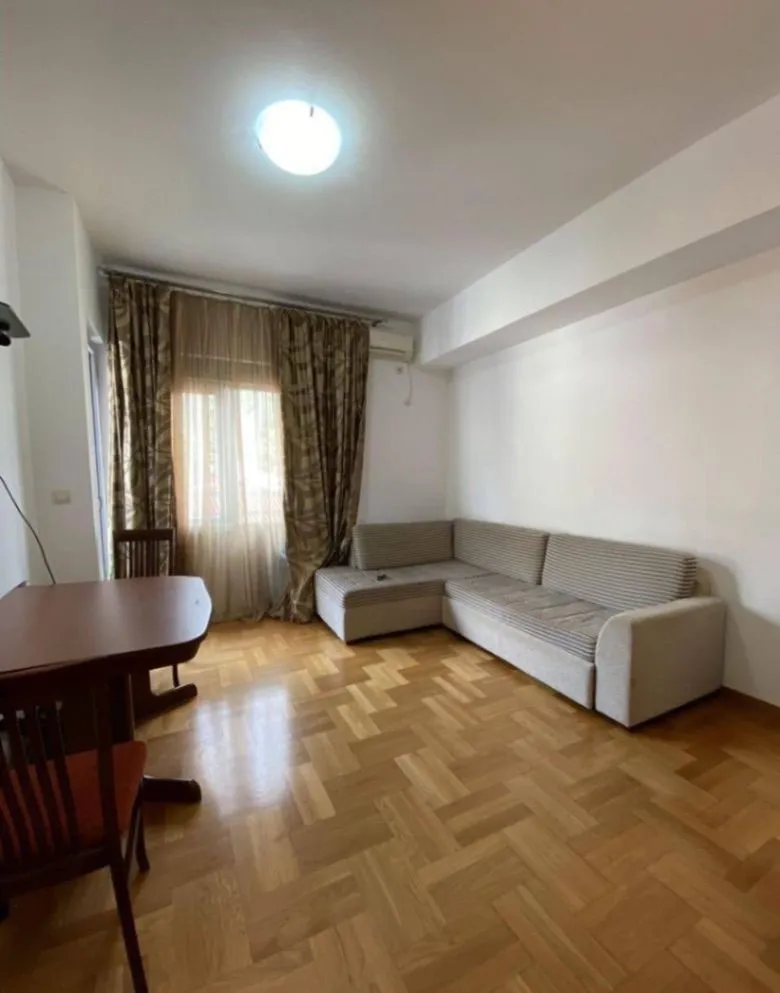 Prodaja, jednosoban stan, 41m², Centar, Budva