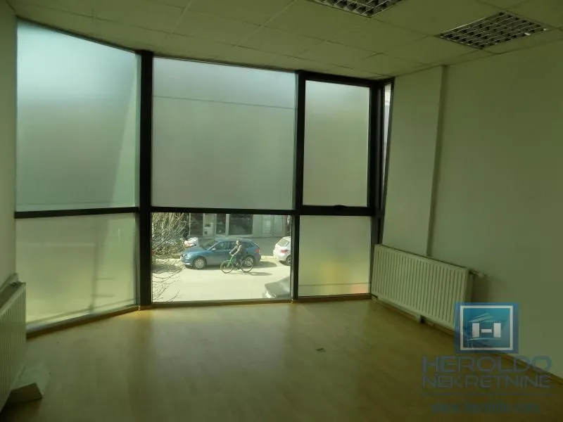 Rent, office space, 213m², Centar, Paraćin