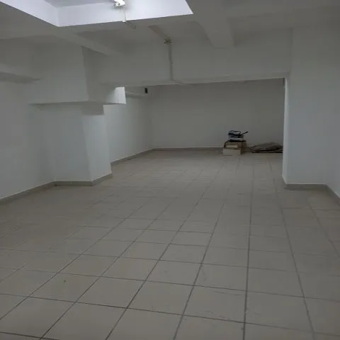 Izdavanje, poslovni prostor, 103m², Stari Grad, Beograd