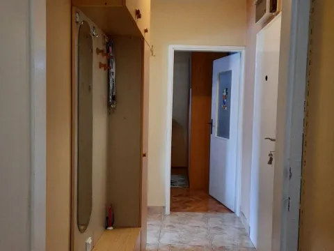 Rent, two bedroom apartment, 55m², Centar, Bar - image 7