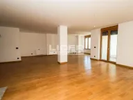 Prodaja, četvorosoban stan, 261m², Vračar Hram, Vračar Sve Podlokacije - image 3