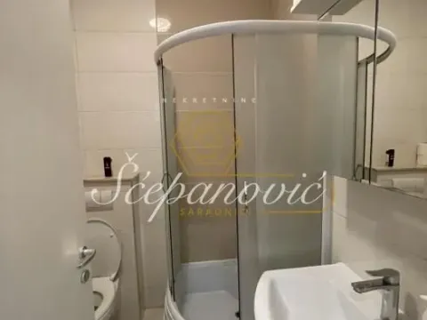 Izdavanje, dvosoban stan, 41m², Centar, Novi Sad - image 10