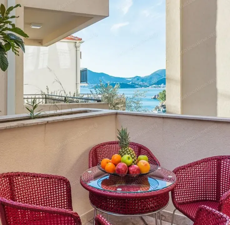 Prodaja, jednosoban stan, 87m², Pržno, Budva