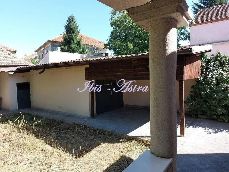 Rent, house, 100m², Zemun Kalvarija, Zemun Sve Podlokacije