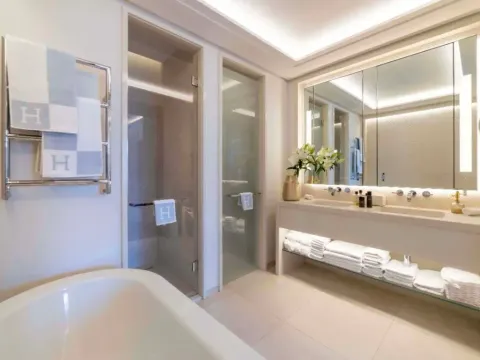 Sale, one bedroom apartment, 81m², Porto Montenegro, Tivat - image 12