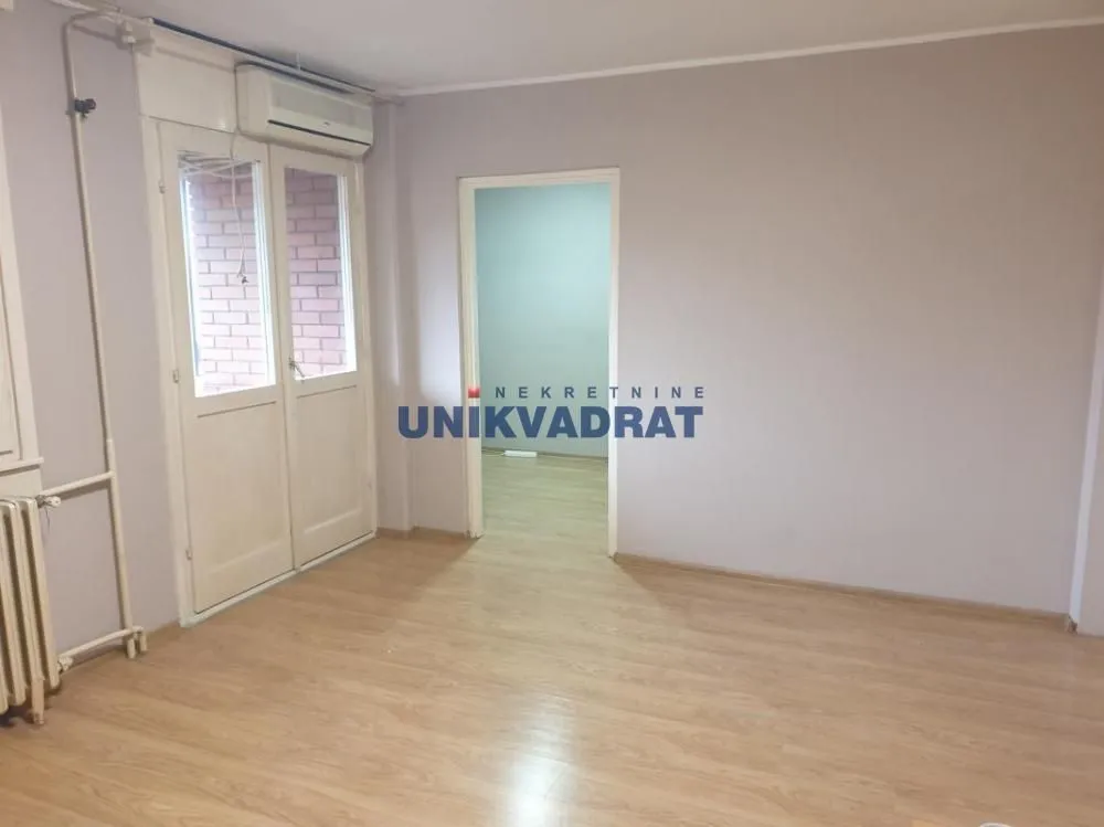 Prodaja, jednosoban stan, 44m², Kneževac, Beograd